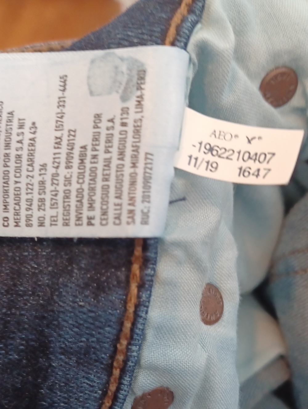 American Eagle Hi-rise Artist Flare Sz.8L.  Super Stretch. L.33". R.10".W.29". - Picture 6 of 9